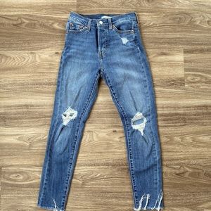 Levi strauss capri jeans